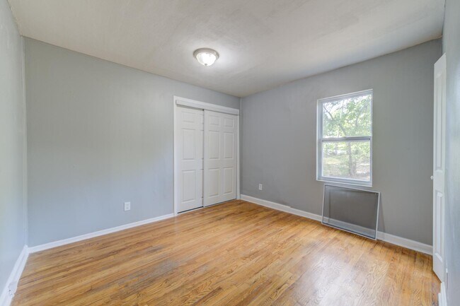 Building Photo - 5717 Beldon Dr
