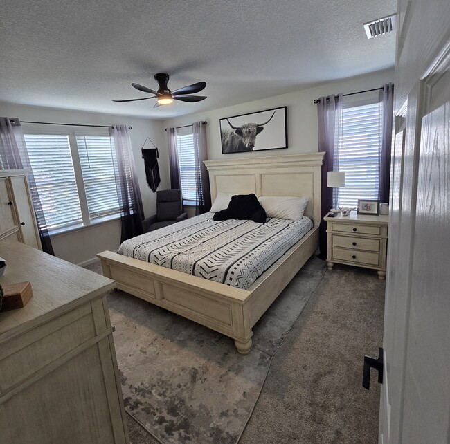 Building Photo - 7233 Mahogany Run Dr