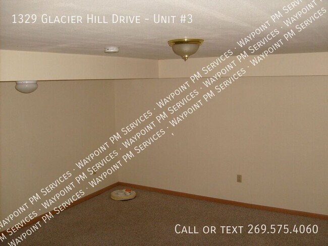 Building Photo - 1329 Glacier Hill Dr
