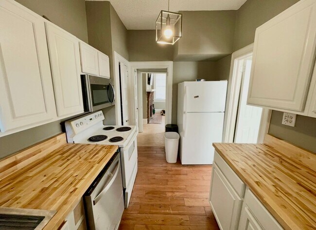 Building Photo - spick147