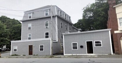 Building Photo - 103 Cedar St