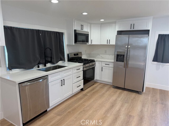 Building Photo - 1395 3rd St