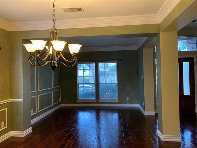 Building Photo - 8825 High Meadows Dr