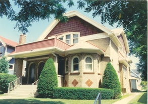 Building Photo - 3520 N Cramer St