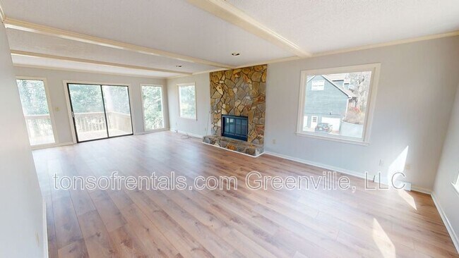 Building Photo - 710 Stallings Rd