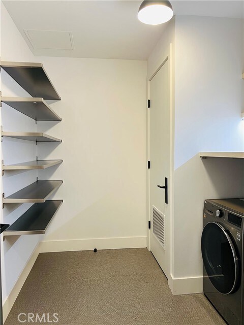 Building Photo - 10777 Wilshire Blvd