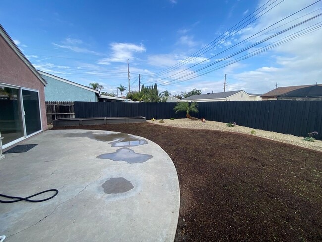 Building Photo - Updated 3 Bedroom Cypress House w/ Office ...