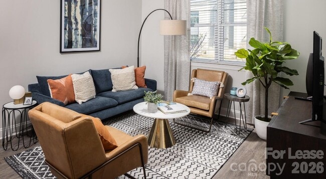 Building Photo - 8424 N Tryon St