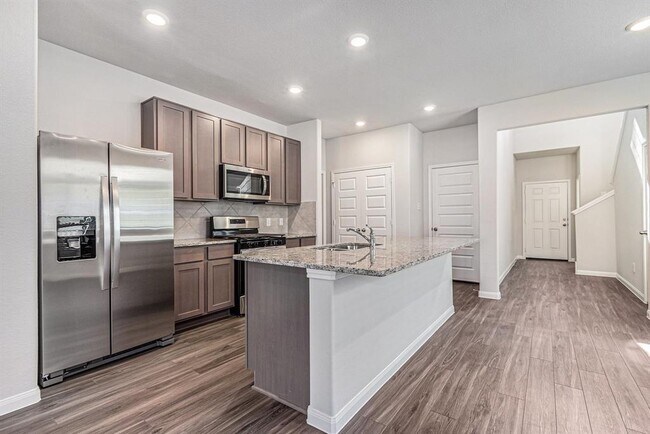 Building Photo - 13641 Goldeye Dr