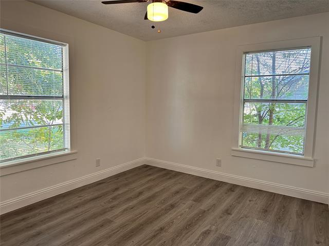 Building Photo - 3211 Poplar St