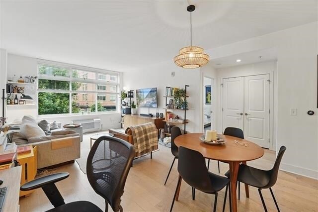 Building Photo - 1400 Hudson St