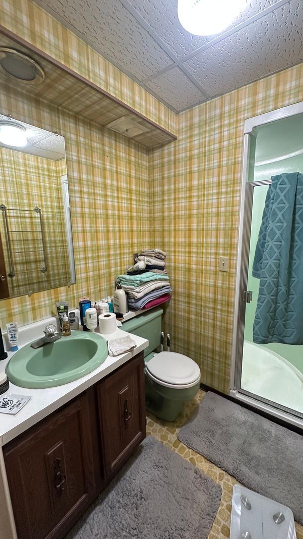 Building Photo - 2591 Riverview Dr
