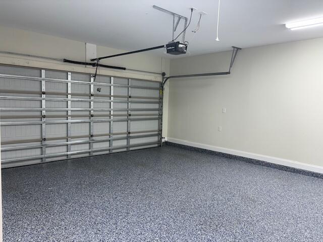 Building Photo - 24 10th Ave