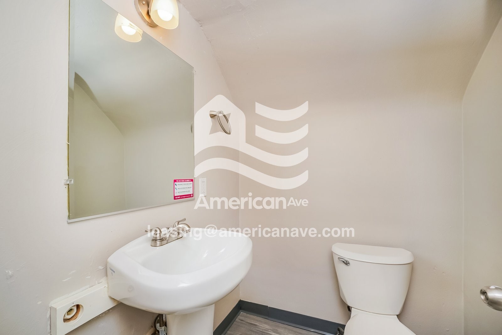 Building Photo - 17407 Ridgeton Dr