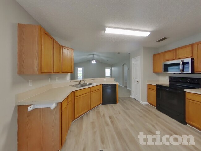 Building Photo - 1940 Hunters Trace Cir