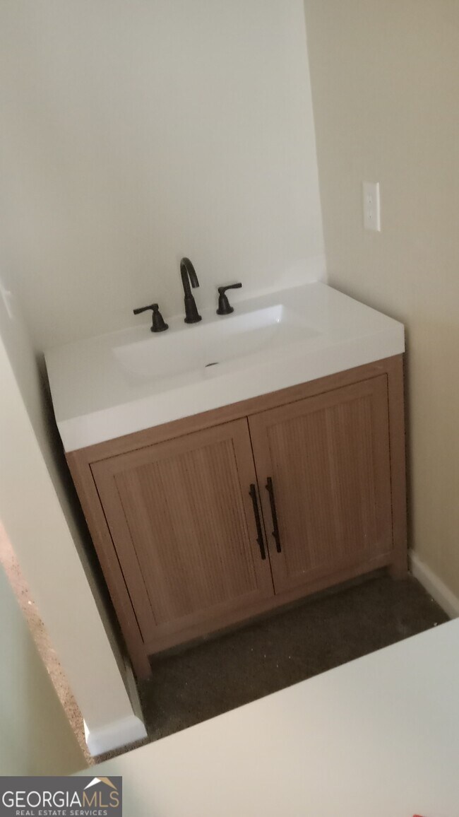Building Photo - 1331 Misty Ridge Ct