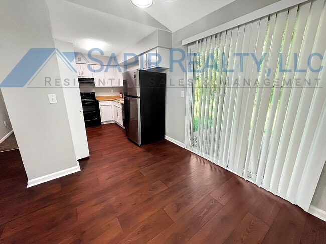 Building Photo - 8697 Embrey Dr