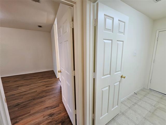 Building Photo - 933 Wilderness Pass