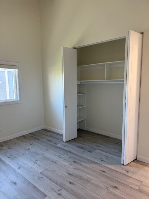 Building Photo - 1922 Curtis Ave