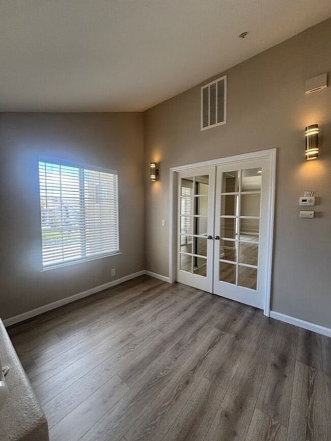 Building Photo - Your Pismo Escape: Stylish 2BR with Fireplace, Patio & Beach Proximity