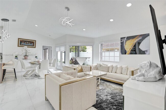 Building Photo - 11761 NW 12th St