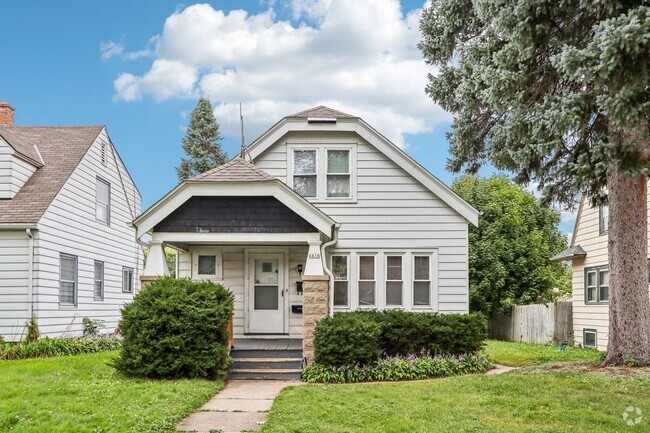 Building Photo - 6616 W Girard Ave