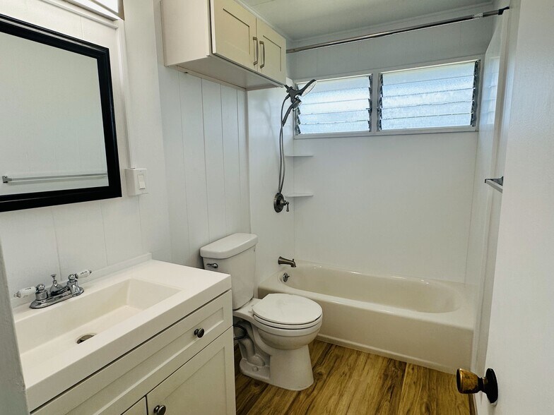 Bathroom - 1816 Kaikunane Loop