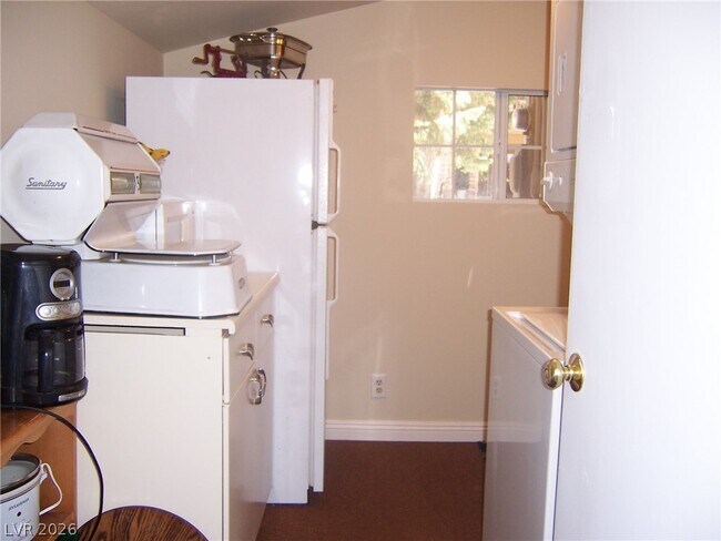 Building Photo - 4089 Zugspitz Way
