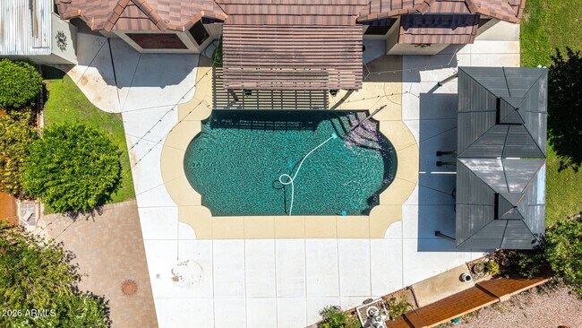 Building Photo - 2801 E Lindrick Dr