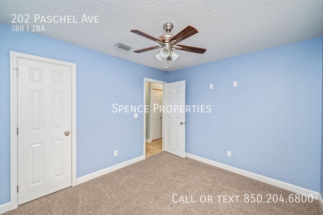 Building Photo - 202 Paschel Ave