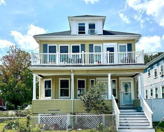 Building Photo - 41 Dunbar Ave