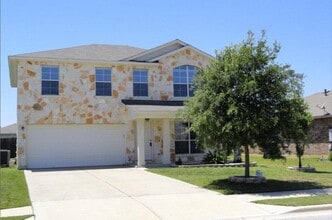 Building Photo - 909 Remington Dr