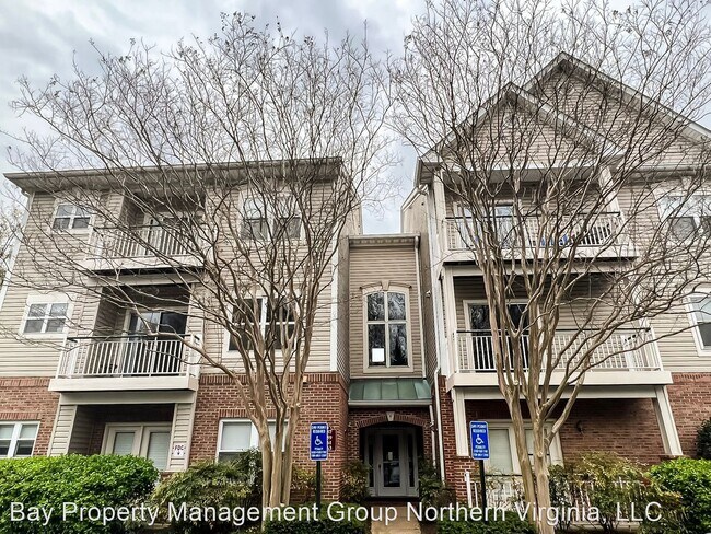 Primary Photo - 2 br, 2 bath House - 6559 Grange Ln #402