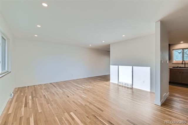 Building Photo - 1430 Lashley St