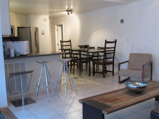 Building Photo - 5249 NW 4th Terrace