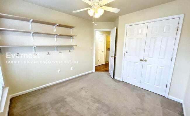 Building Photo - 115 Executive Cir