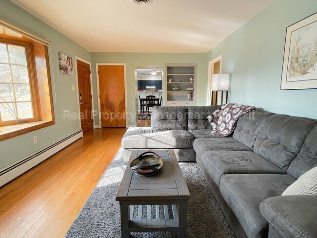 Building Photo - 1508 Chesley Pl