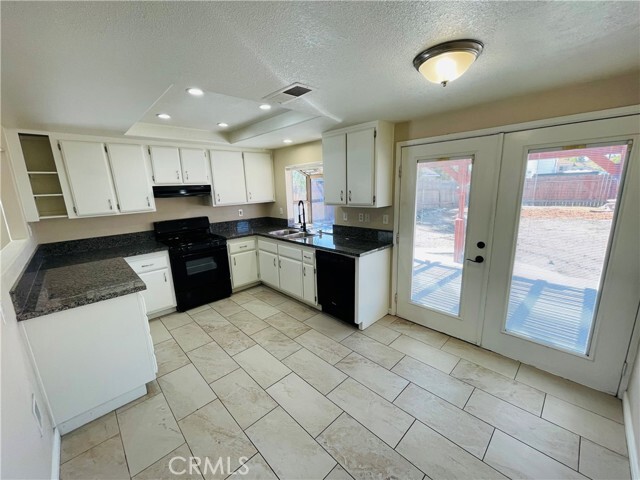 Building Photo - 36285 Provence Dr