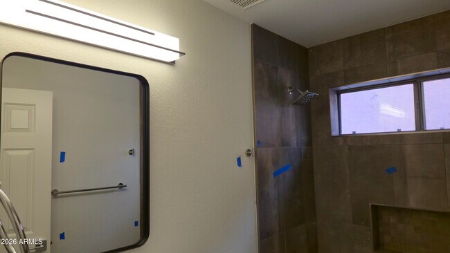 Building Photo - 9616 E Sheena Dr