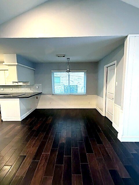 Building Photo - 11211 Ash Creek Dr