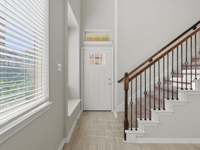 Building Photo - 28043 Rocky Heights Dr