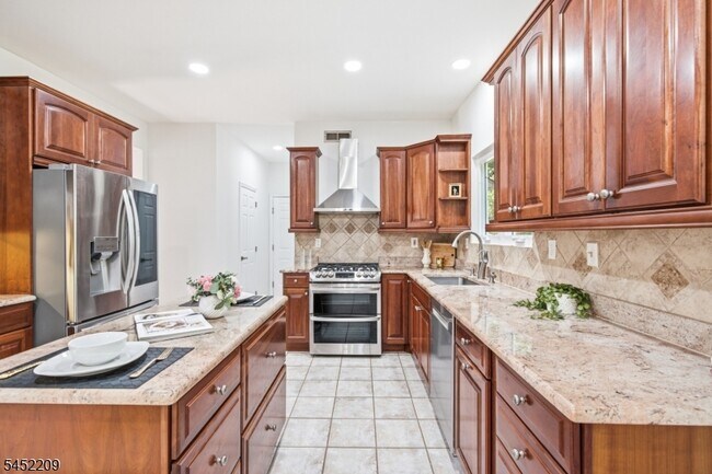 Building Photo - 9 Stirrup Way