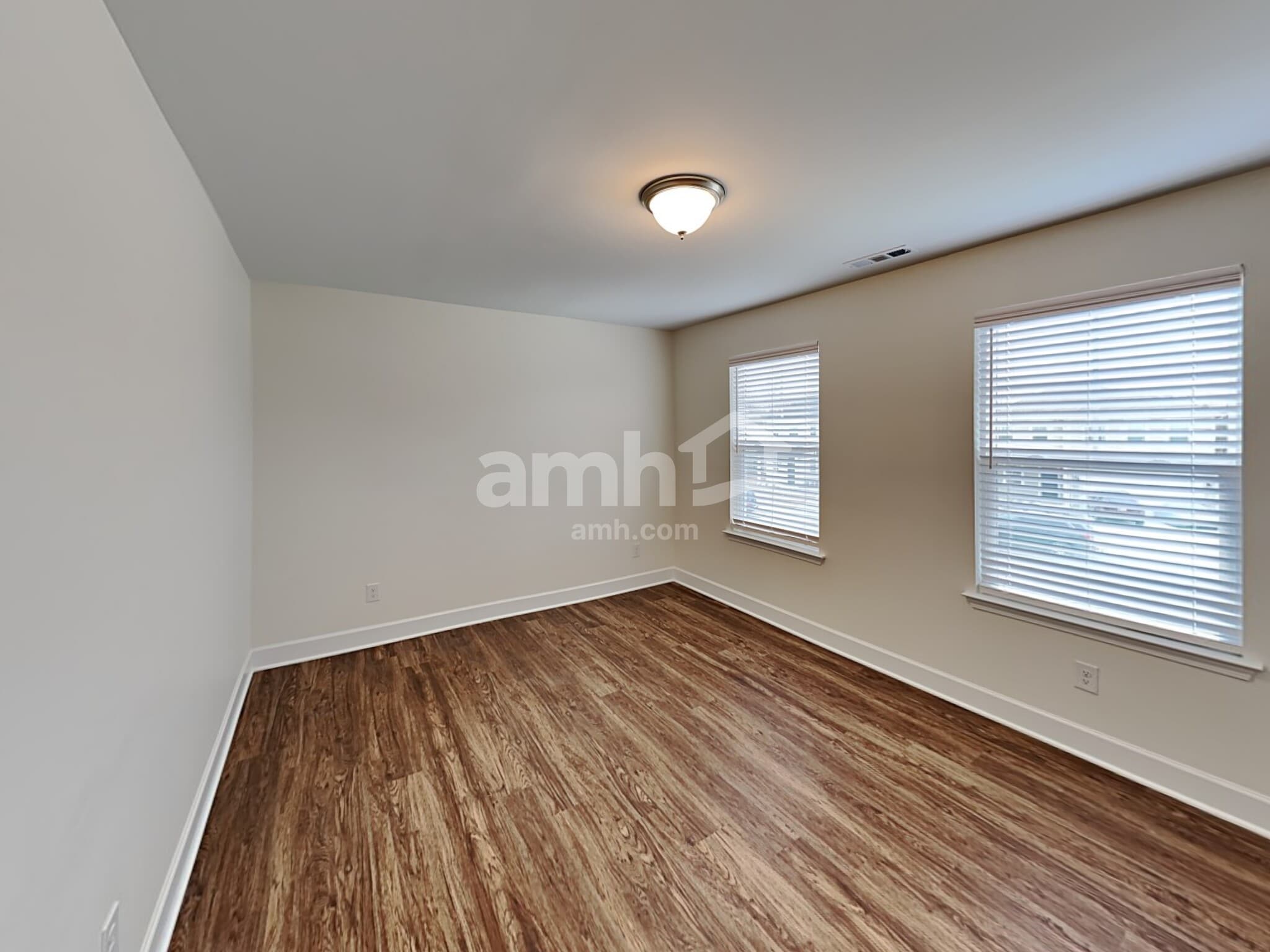 Building Photo - 3114 Esquire Dr