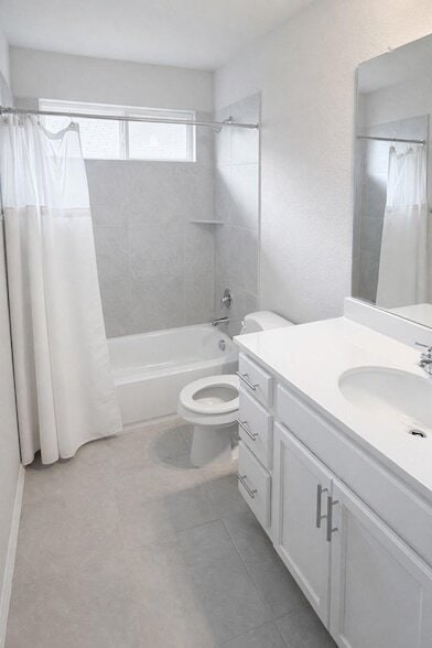 Building Photo - 3200 W College Park Dr