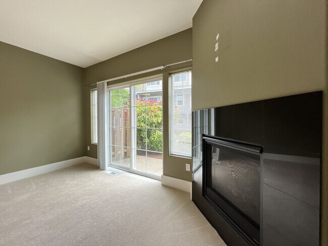Building Photo - 2 Bedroom 2.5 Bathroom with 2 Tandem Car garage ~ Convenient Cedar Mill Location Near St. Vincent...