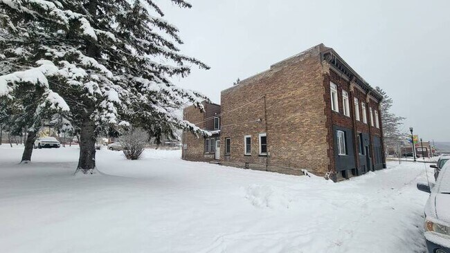 Building Photo - 1229 Commonwealth Ave