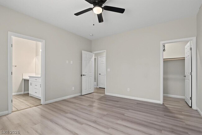 Building Photo - 4966 Andover Dr
