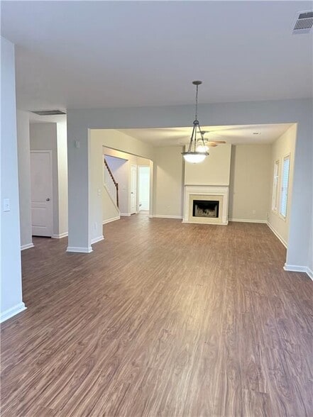 Building Photo - 82 Kennedy Ct