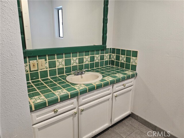 Building Photo - 9041 Puesta Del Sol