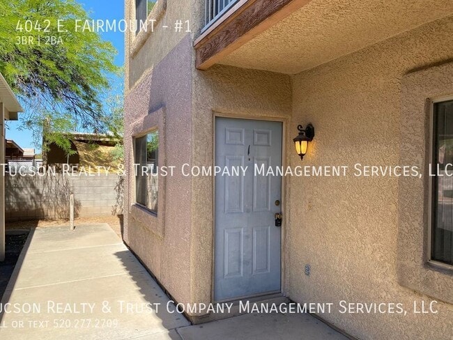 Primary Photo - 4042 E. FAIRMOUNT-#1